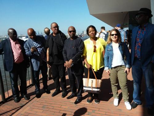 Anagu consulting on a sight seeing event in Hamburg
